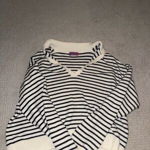 Edikted Black and White Striped V-Neck Sweater
